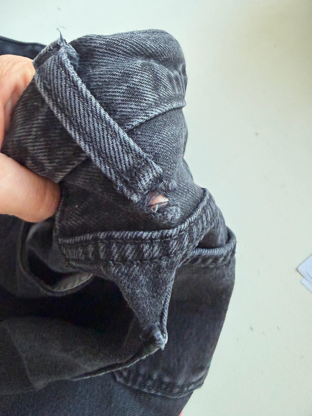 Levis 501 Jeans W27 L33 90s Vintage Black Faded Denim 1996