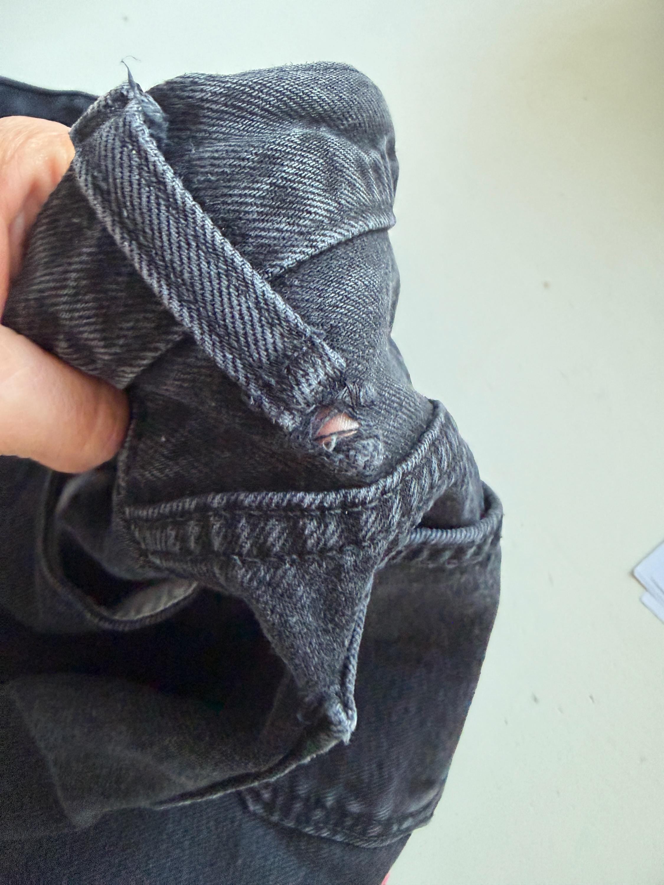 Levis 501 Jeans W27 L33 90s Vintage Black Faded Denim 1996