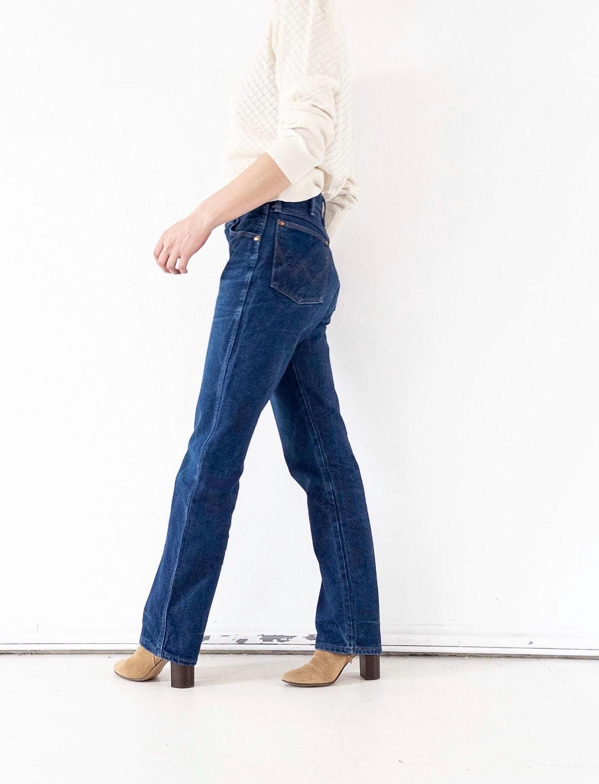Wrangler Cigarette Jeans W28 W29 L34 80s Vintage Faded Dark Blue Straight Leg Denim Made in USA