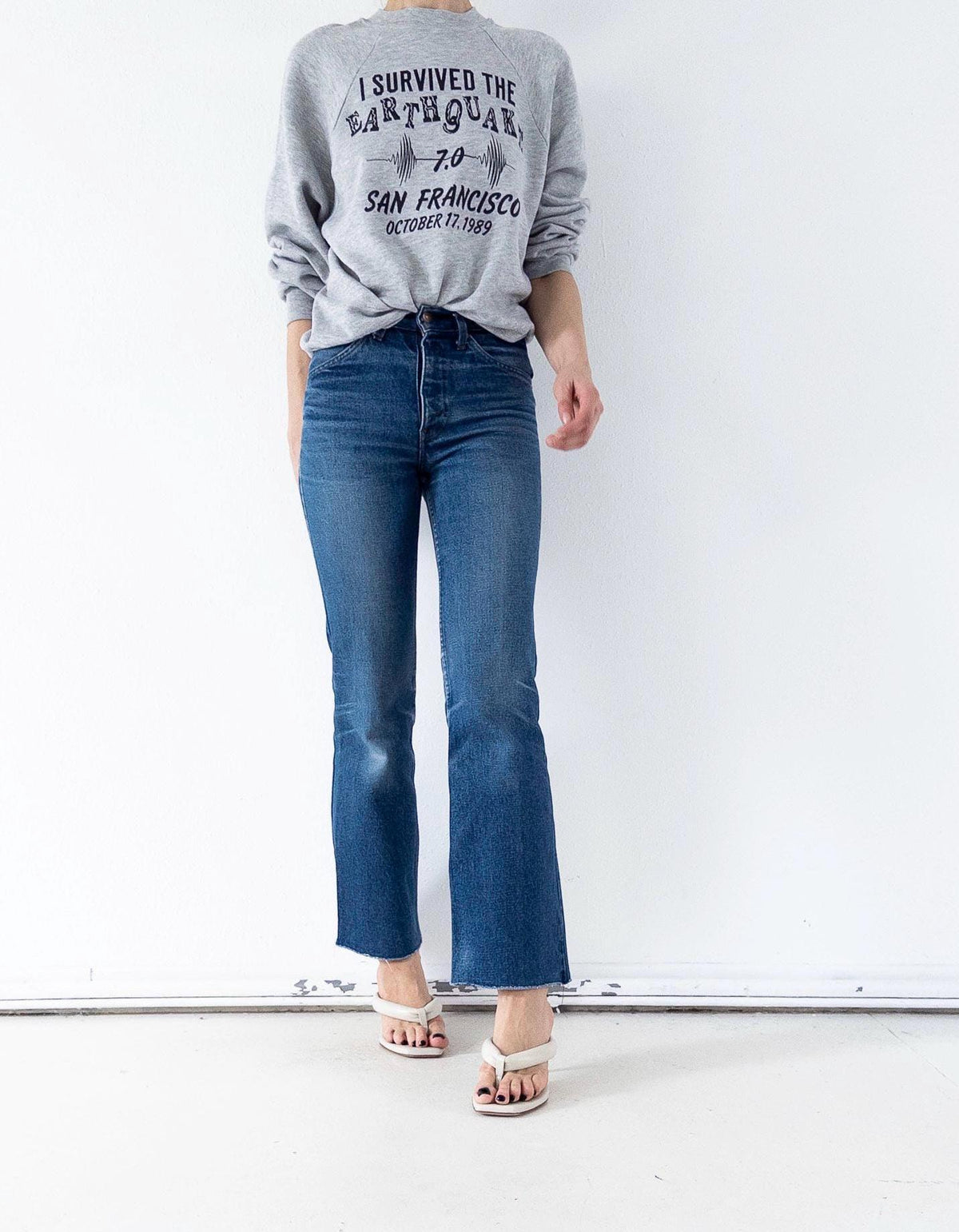 Levis 632 Flared Jeans W24 W25 L30 Made in USA 70s Vintage Faded Dark Blue Bellbottoms