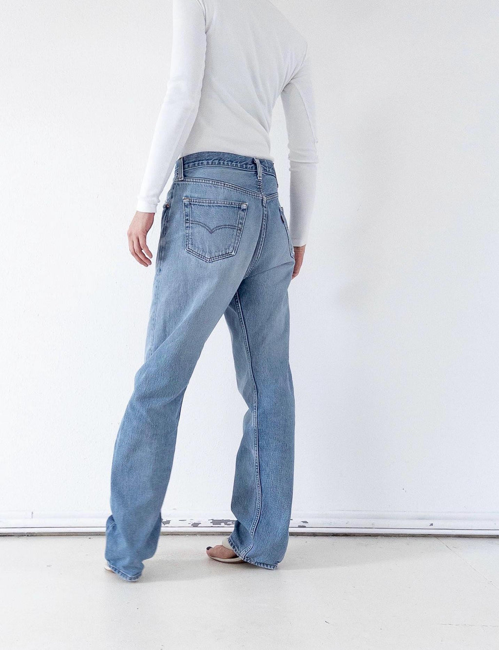 Levis 501 Jeans W34 L34 Light Blue Faded Boyfriend Worn‑In 90s Vintage Button Fly Denim