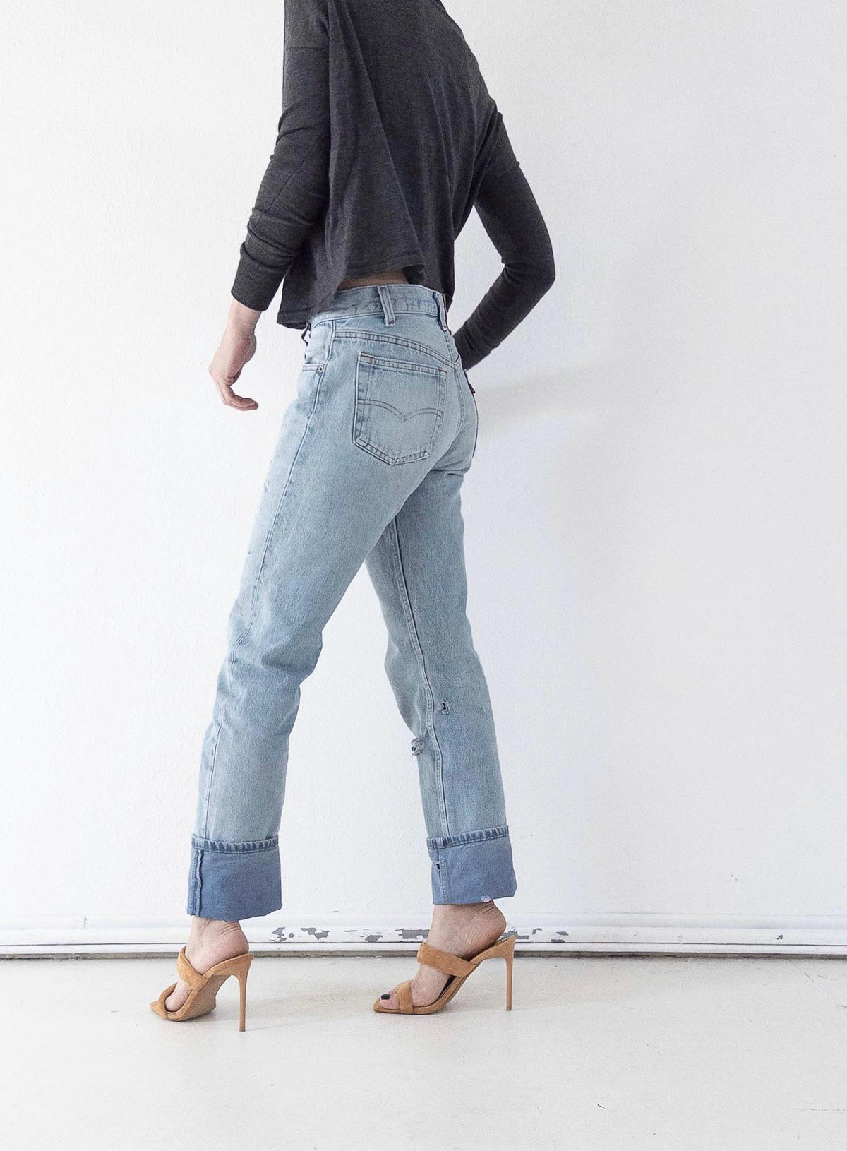 Vintage Levis 501 W28 L35 80s Denim Made in USA Distressed Faded Light Blue Jeans 1987
