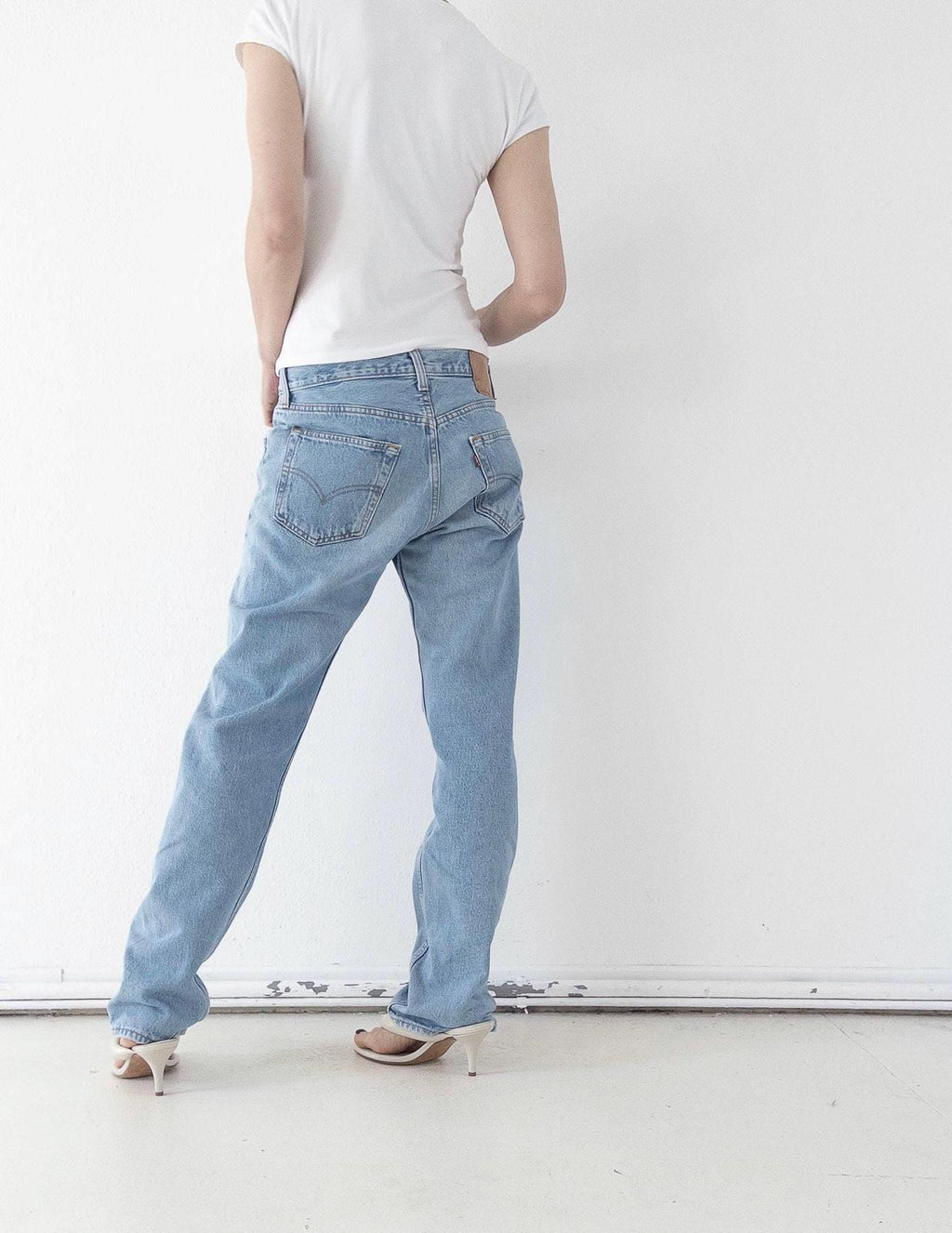 Vintage Levis 501 | W31/32 L33 | Made in USA 1997 | Paint Splattered Denim | 90s Boyfriend Jeans