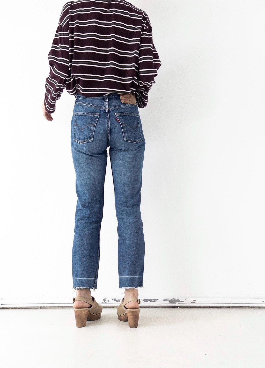Levis 501 W25 L30 90s Vintage Made in Spain Faded Mid Blue Denim 1998
