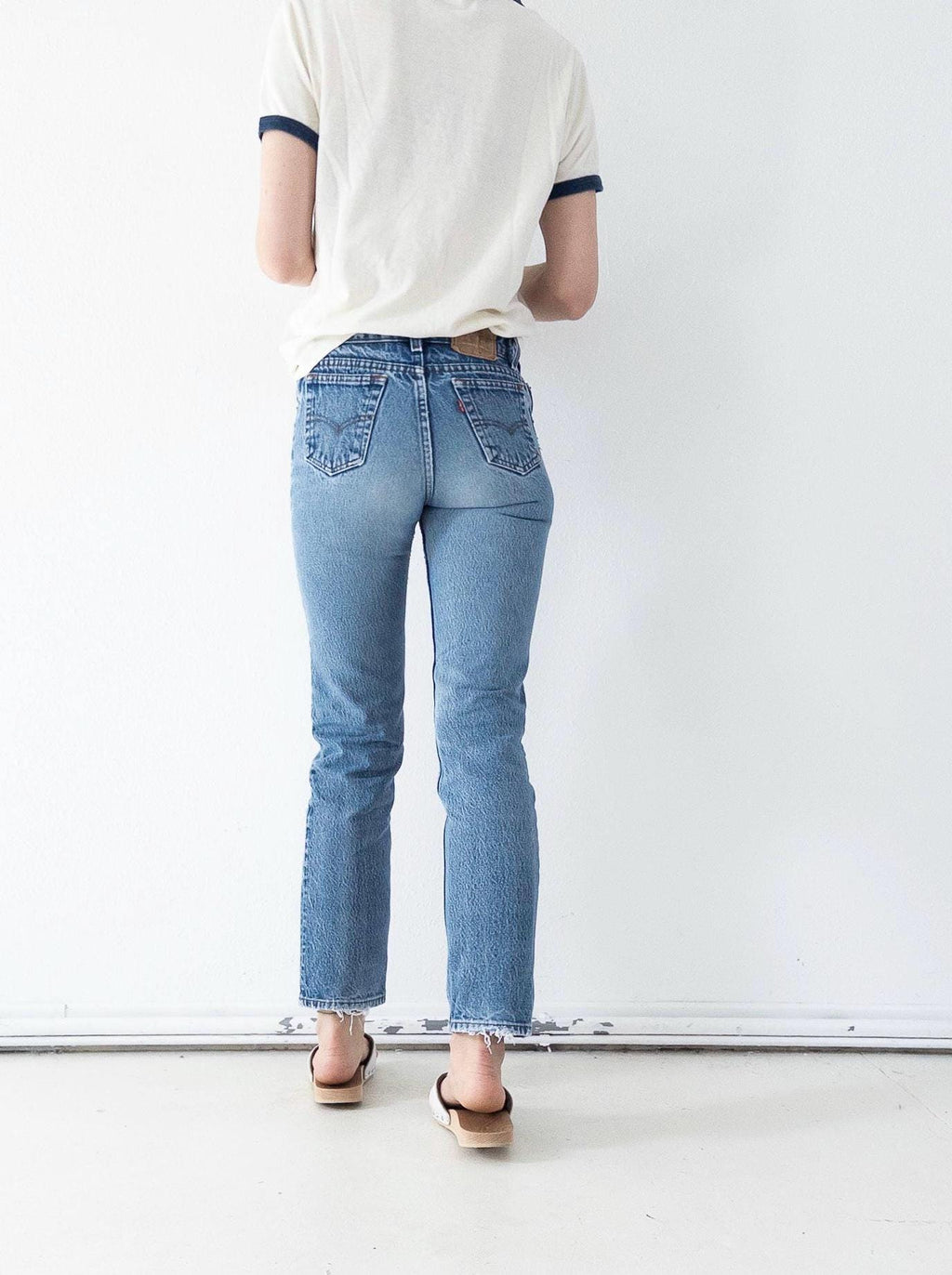 Levis 301 Jeans W23 w24 L30 80s Vintage Made in USA Button Fly Faded Mid Blue Denim 1980