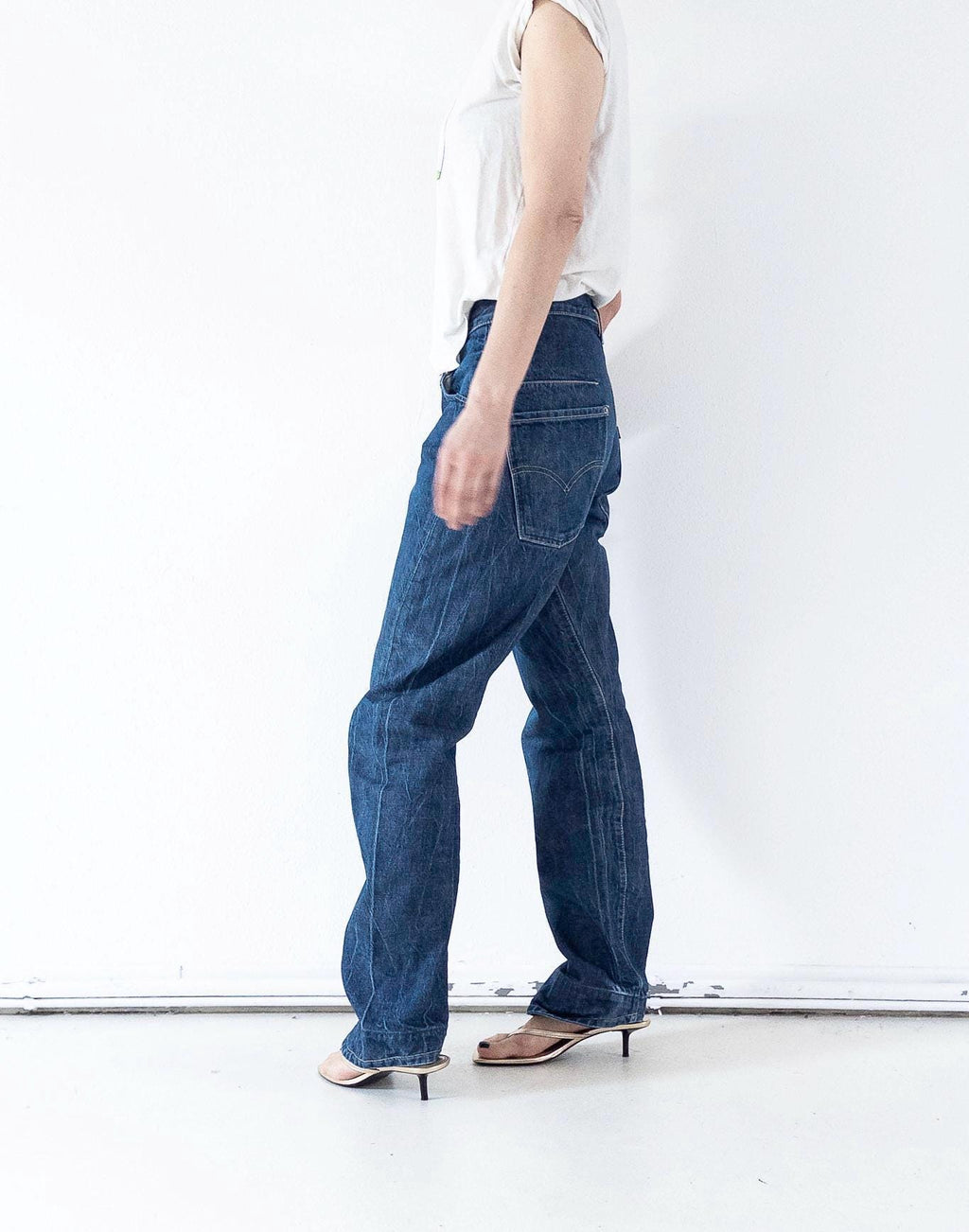 Levis Engineered Jeans W31 W34 Y2K Vintage Dark Blue Wash Button Fly Denim Made in Poland 2000