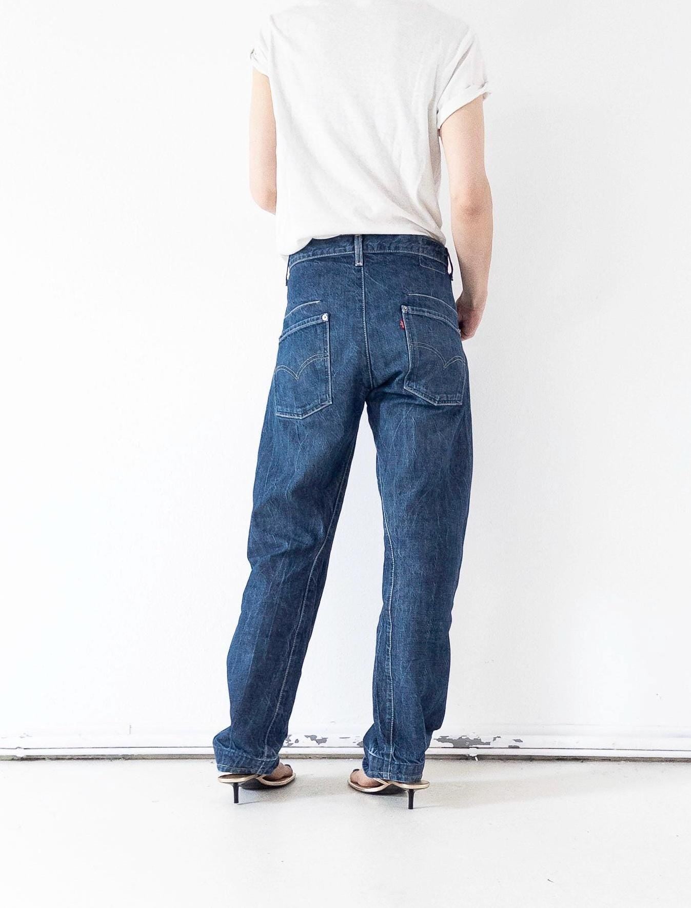 Levis Engineered Jeans W31 W34 Y2K Vintage Dark Blue Wash Button Fly Denim Made in Poland 2000