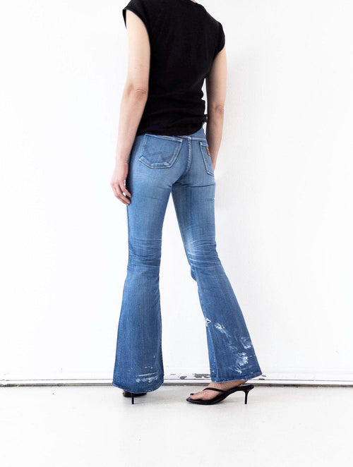 70s Vintage Wrangler Blue Bell Flared Jeans W24 Faded Mid Blue Distressed Bellbottoms