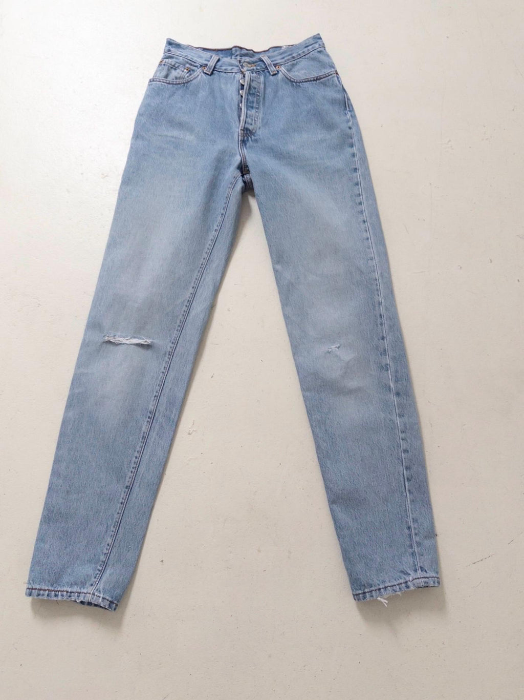 Levis 501 Jeans W26 L35 90s Vintage Light Blue Distressed 17501 Denim High Waist Made in USA 1992
