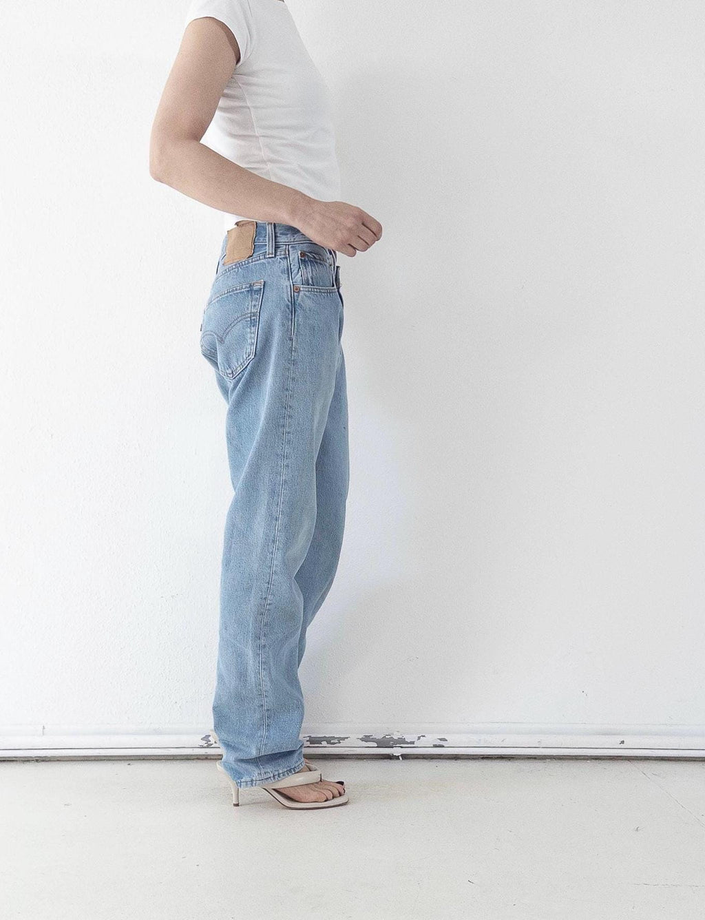Vintage Levis 501 | W31/32 L33 | Made in USA 1997 | Paint Splattered Denim | 90s Boyfriend Jeans