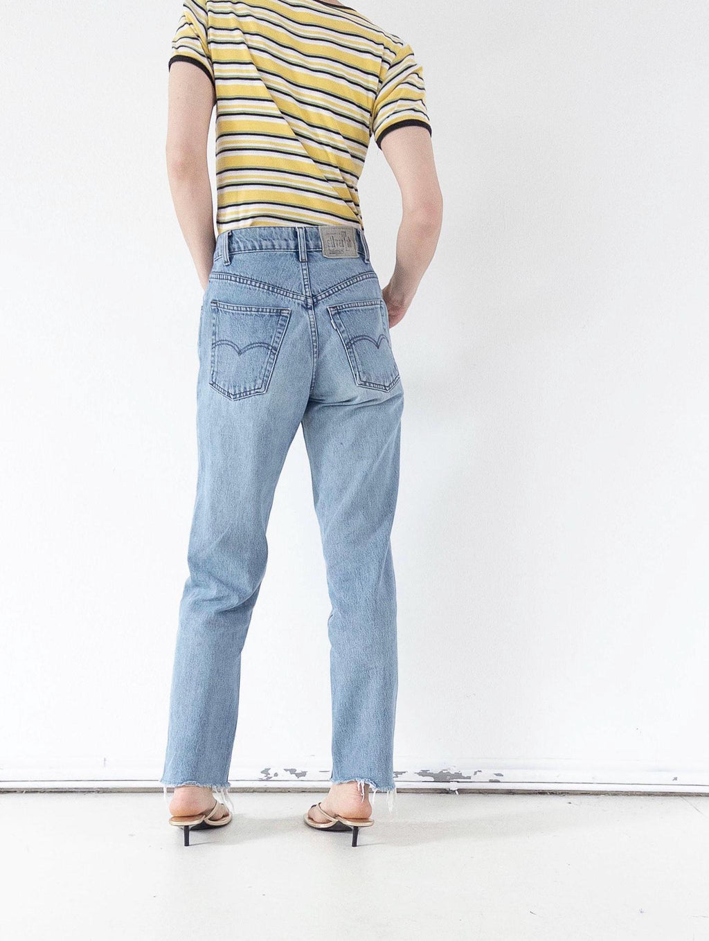 Levis 565 Relaxed Fit Jeans W28 L31 90s Vintage Reworked Light Blue Loose 1997 Silver Tab