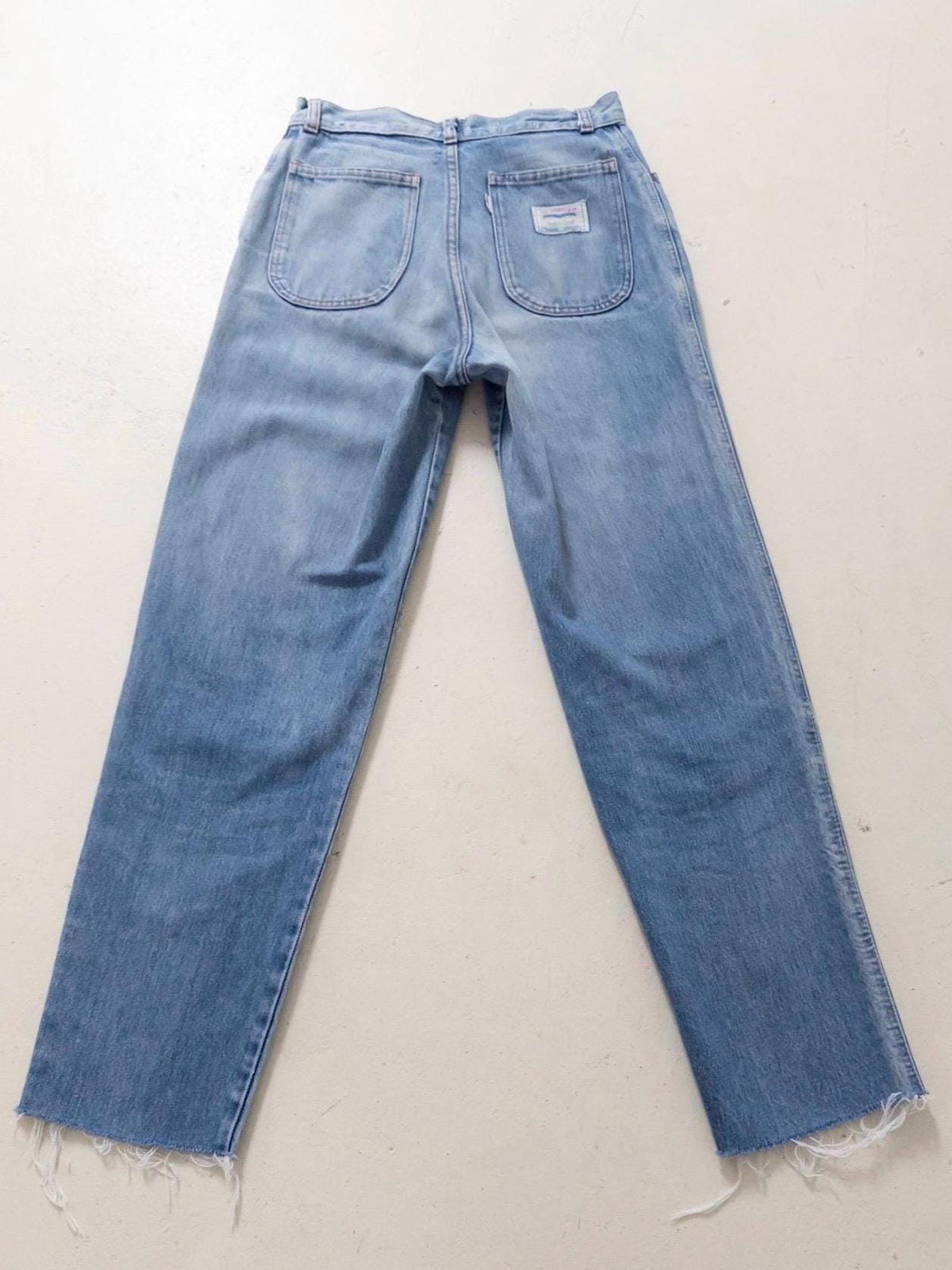 Levis Mom Jeans W27/28 L31 80s Vintage Made in France 1983 Faded Light Blue Distressed Ripped Denim