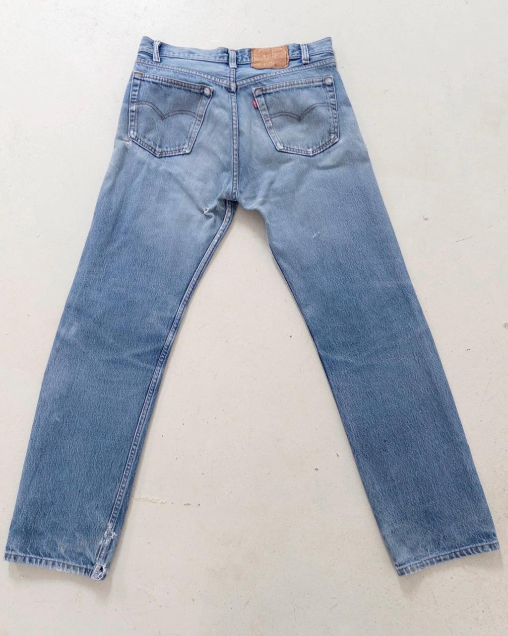 Levis 501 Jeans W31 L33 80s Vintage Made in USA Faded Mid Blue Distressed Denim 1983
