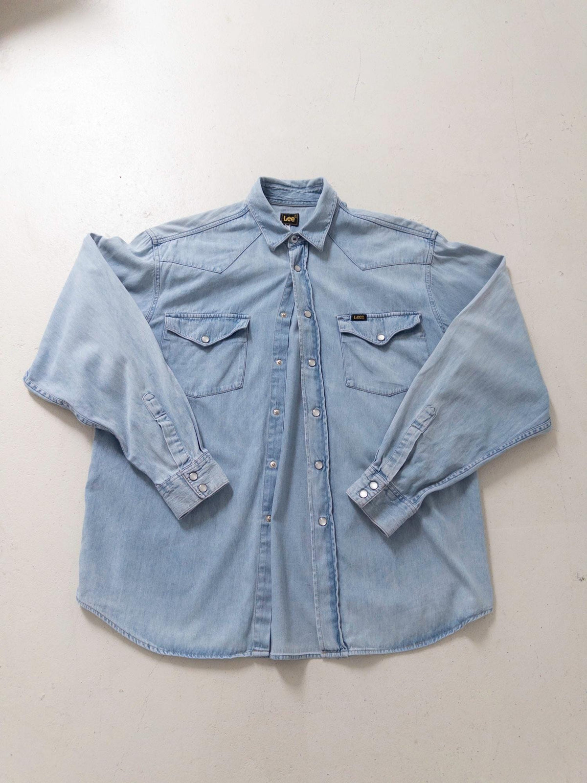 Lee Jeanshemd L 90s Vintage Faded Light Blue Denim Shirt