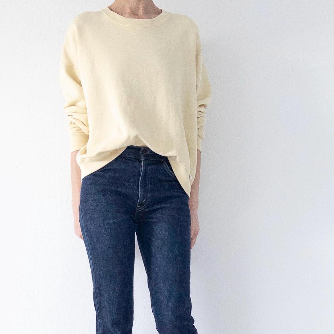 Russell Athletic Sweatshirt M Boxy Oversized Light Yellow Drop Shoulder Sweater 80s 90s Vintage