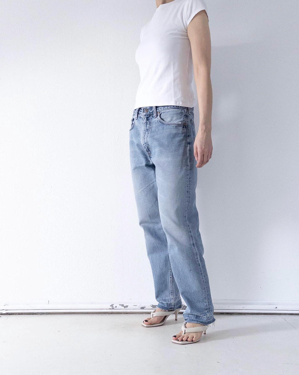 Levis 504 Jeans W30 L33 80s Vintage Faded Mid to Light Wash High Waist Relaxed Fit Loose Denim 1989