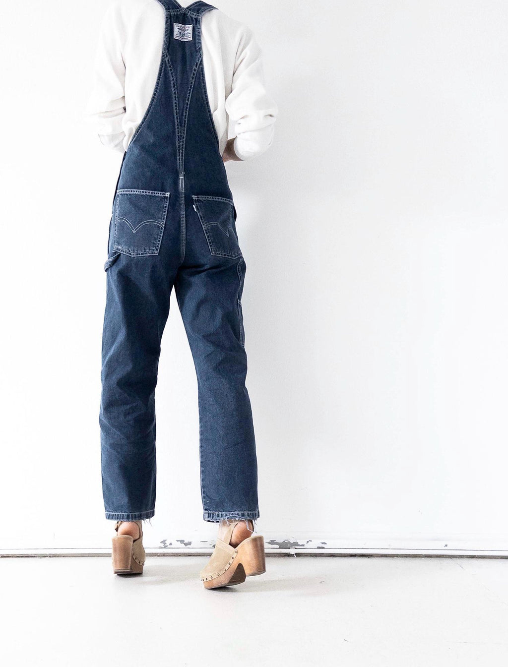 90s Vintage Levis Latzhose 665 S W26-27 Dark Blue Overall Relaxed Loose Fit Dungarees 1996