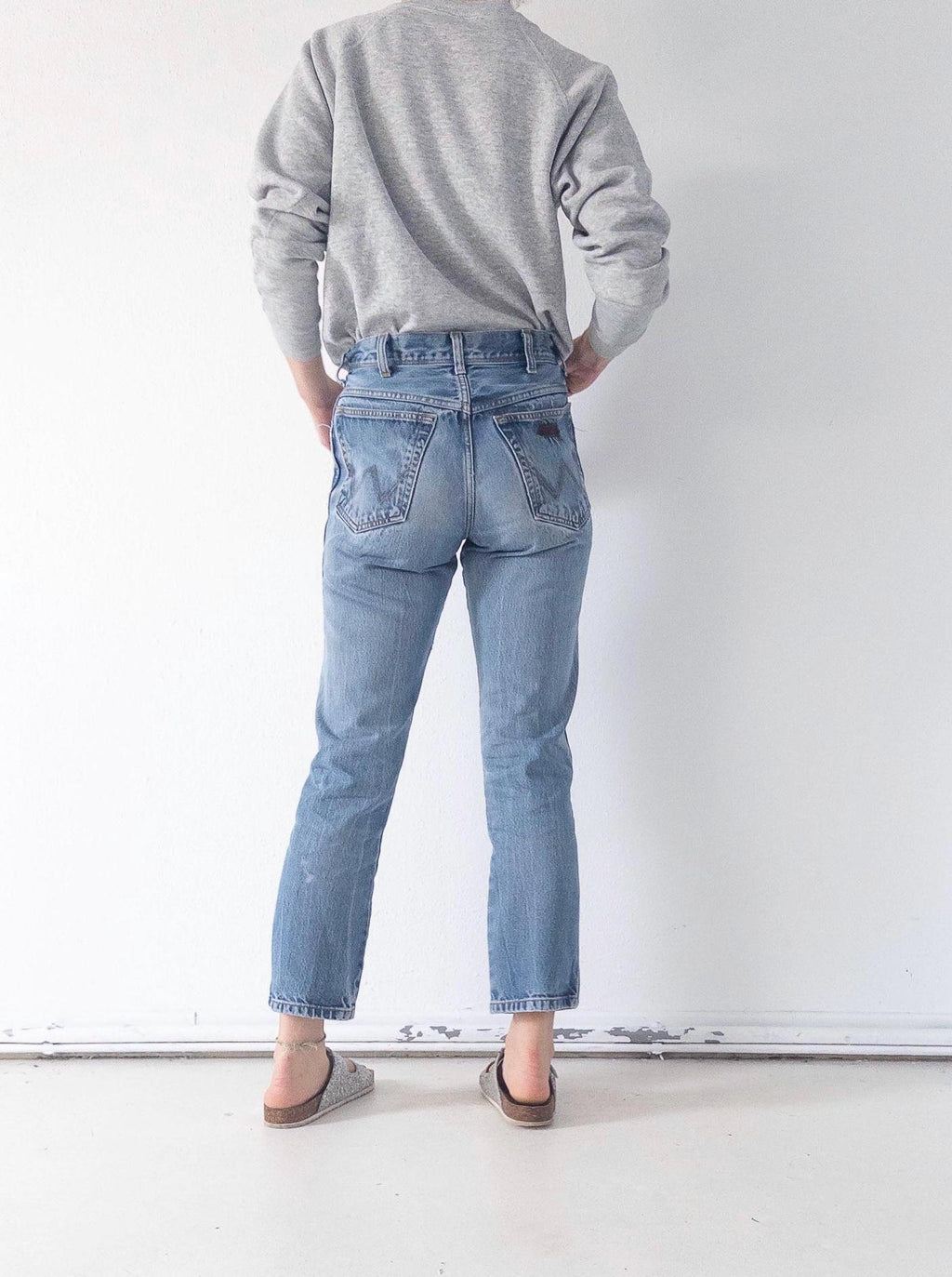 Wrangler Slim Jeans W27 L30 90s Vintage Distressed Faded Light to Mid Blue Straight Leg Denim