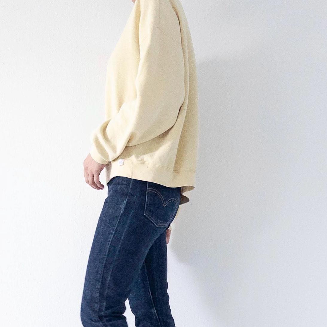 Russell Athletic Sweatshirt M Boxy Oversized Light Yellow Drop Shoulder Sweater 80s 90s Vintage