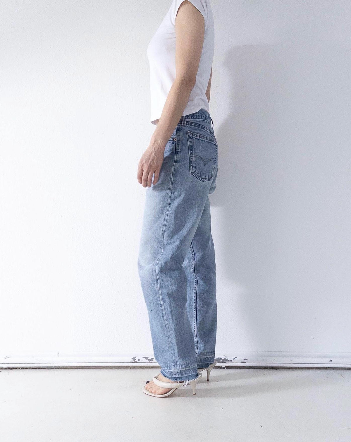 Levis 504 Jeans W30 L33 80s Vintage Faded Mid to Light Wash High Waist Relaxed Fit Loose Denim 1989