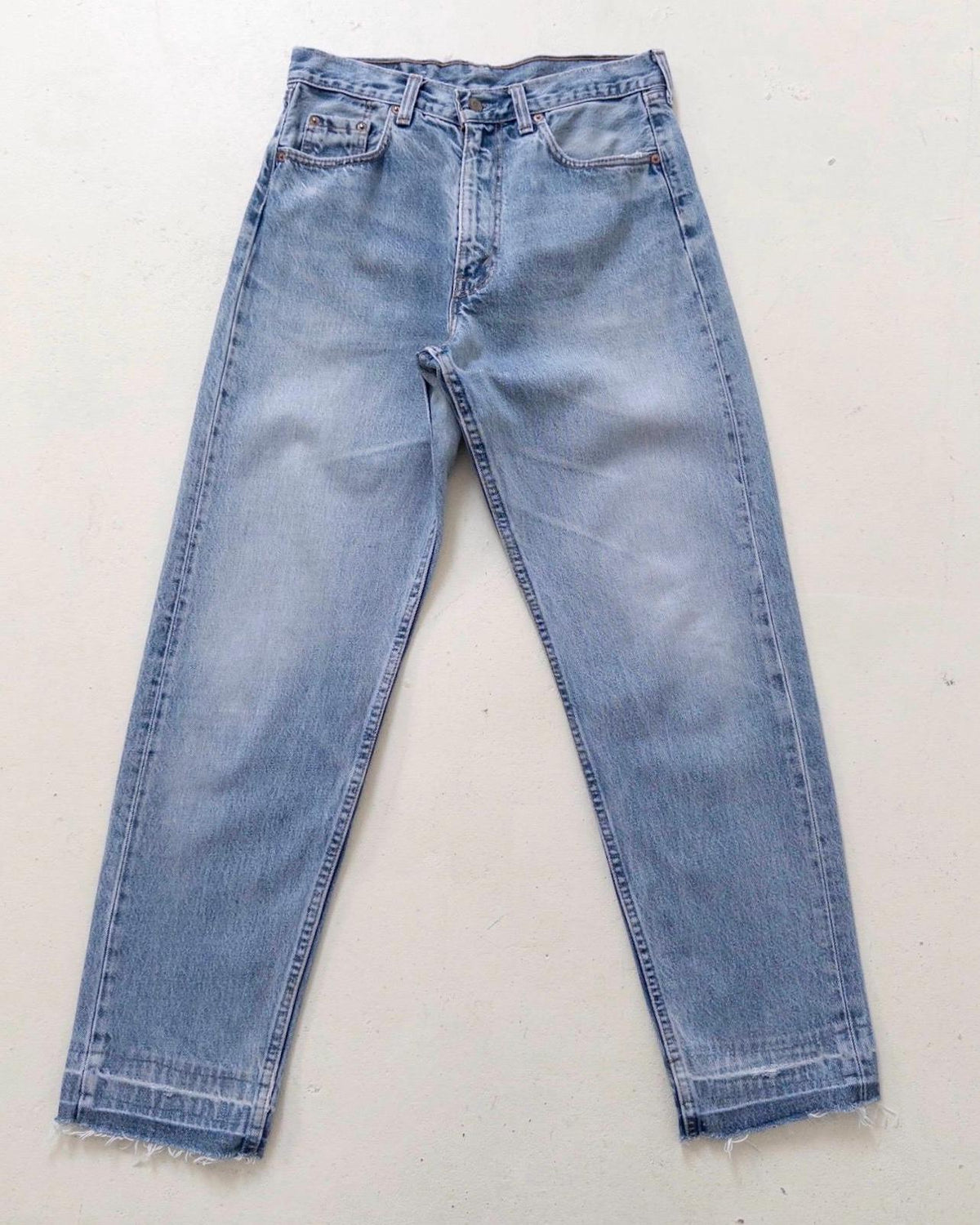 Levis 504 Jeans W30 L33 80s Vintage Faded Mid to Light Wash High Waist Relaxed Fit Loose Denim 1989