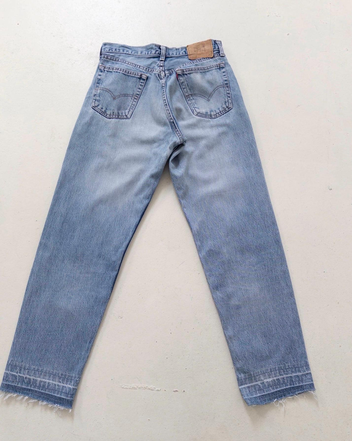 Levis 504 Jeans W30 L33 80s Vintage Faded Mid to Light Wash High Waist Relaxed Fit Loose Denim 1989