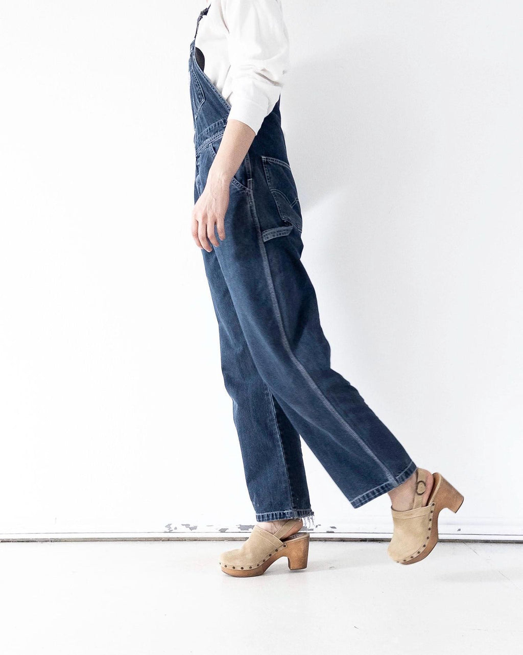 90s Vintage Levis Latzhose 665 S W26-27 Dark Blue Overall Relaxed Loose Fit Dungarees 1996