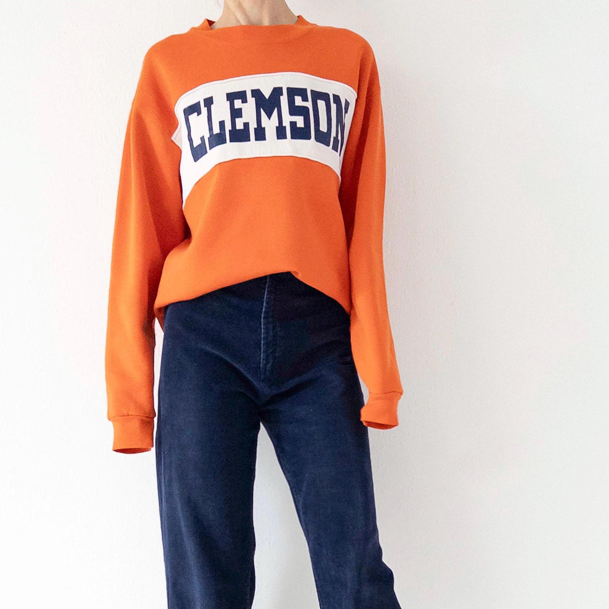 Russell Athletic Sweatshirt M Boxy Oversized Orange Distressed Drop Shoulder Sweater 80s 90s Vintage Made in USA