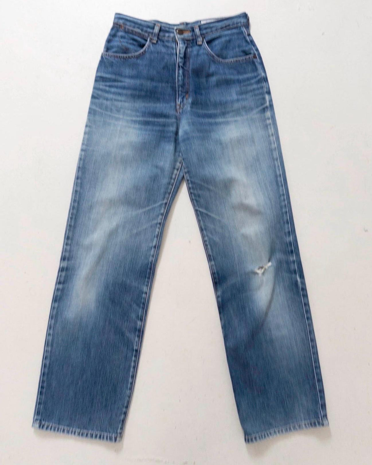 Lady Wrangler W28 L33 Faded Mid Blue Soft Worn Denim High Waist Straight Wide Leg Loose Fit Denim 1981