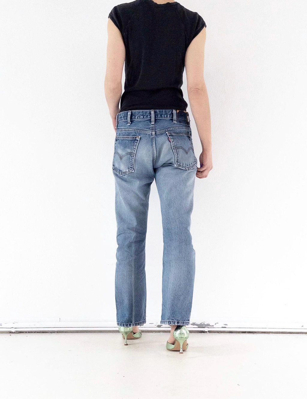 Levis 517 Flared Jeans W31 L32 90s 00s Vintage Thrashed Distressed Faded Mid Blue Boot Cut Denim