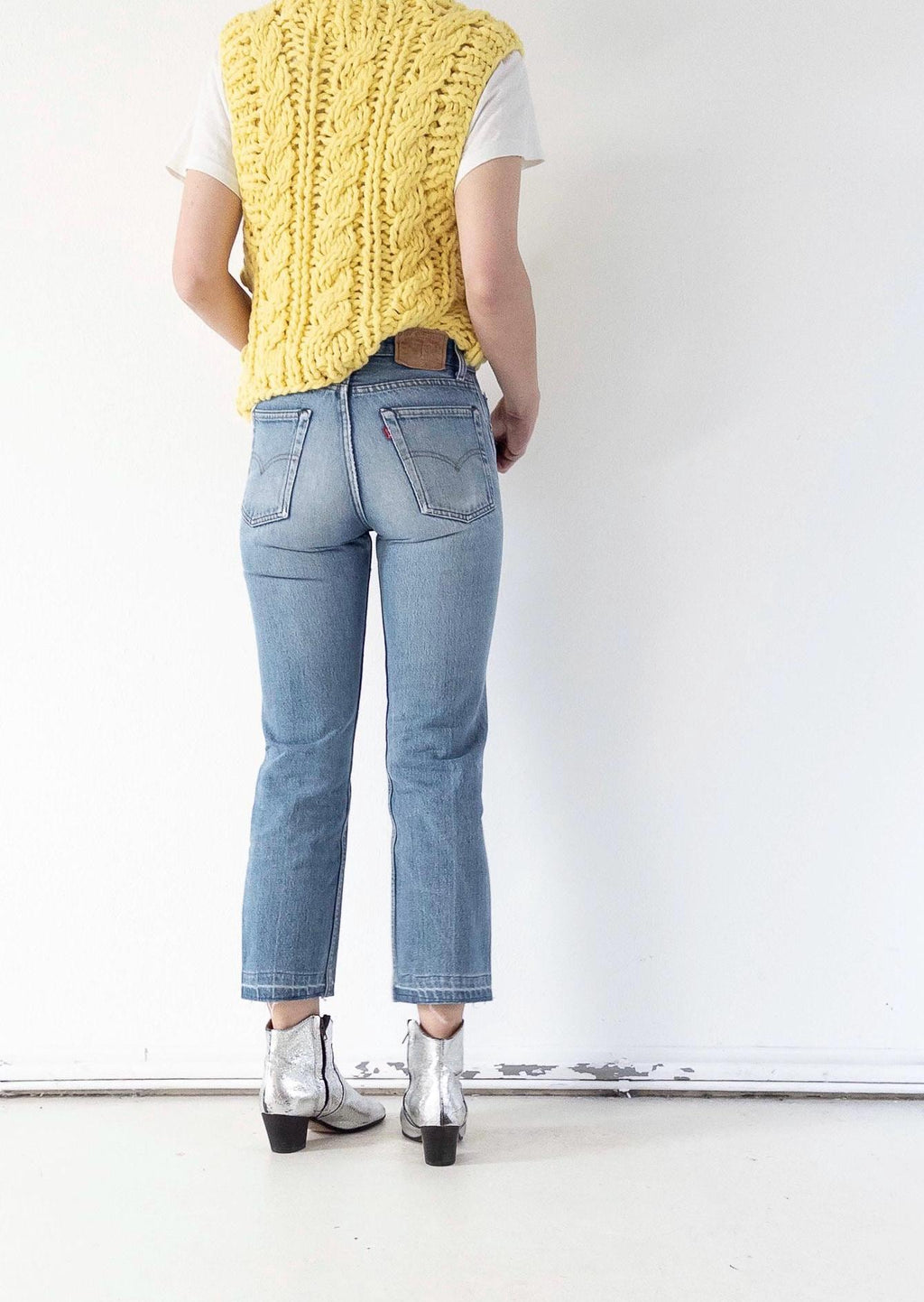 Vintage Levis 701  Jeans W24/25 L28 | 1983 | Made in USA | Red Tab | Button Fly | Patched 80s Denim |
