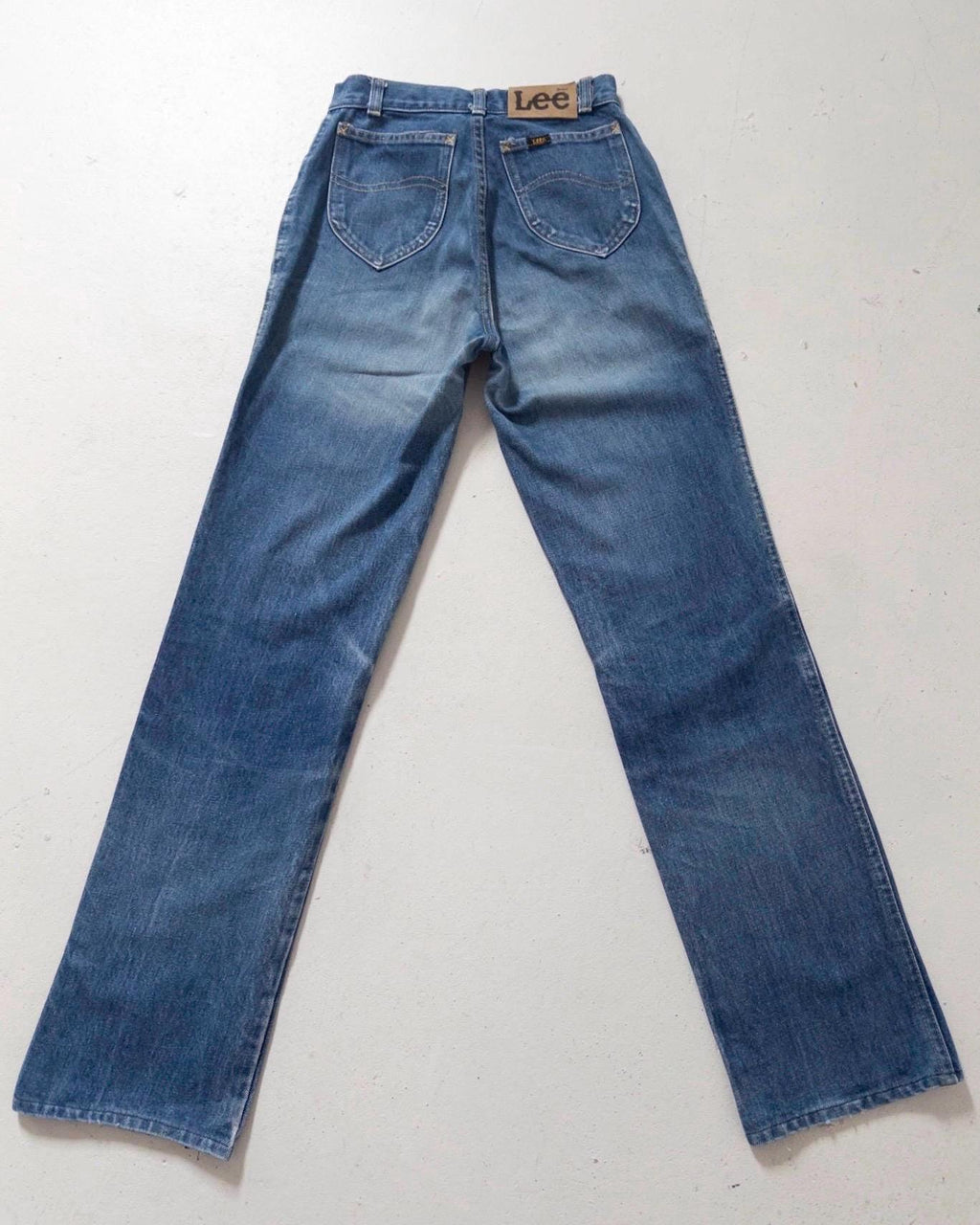 Lee W25 L30 80s Vintage Faded Dark to Mid Blue Straight Leg Jeans 1980 Made in Europe