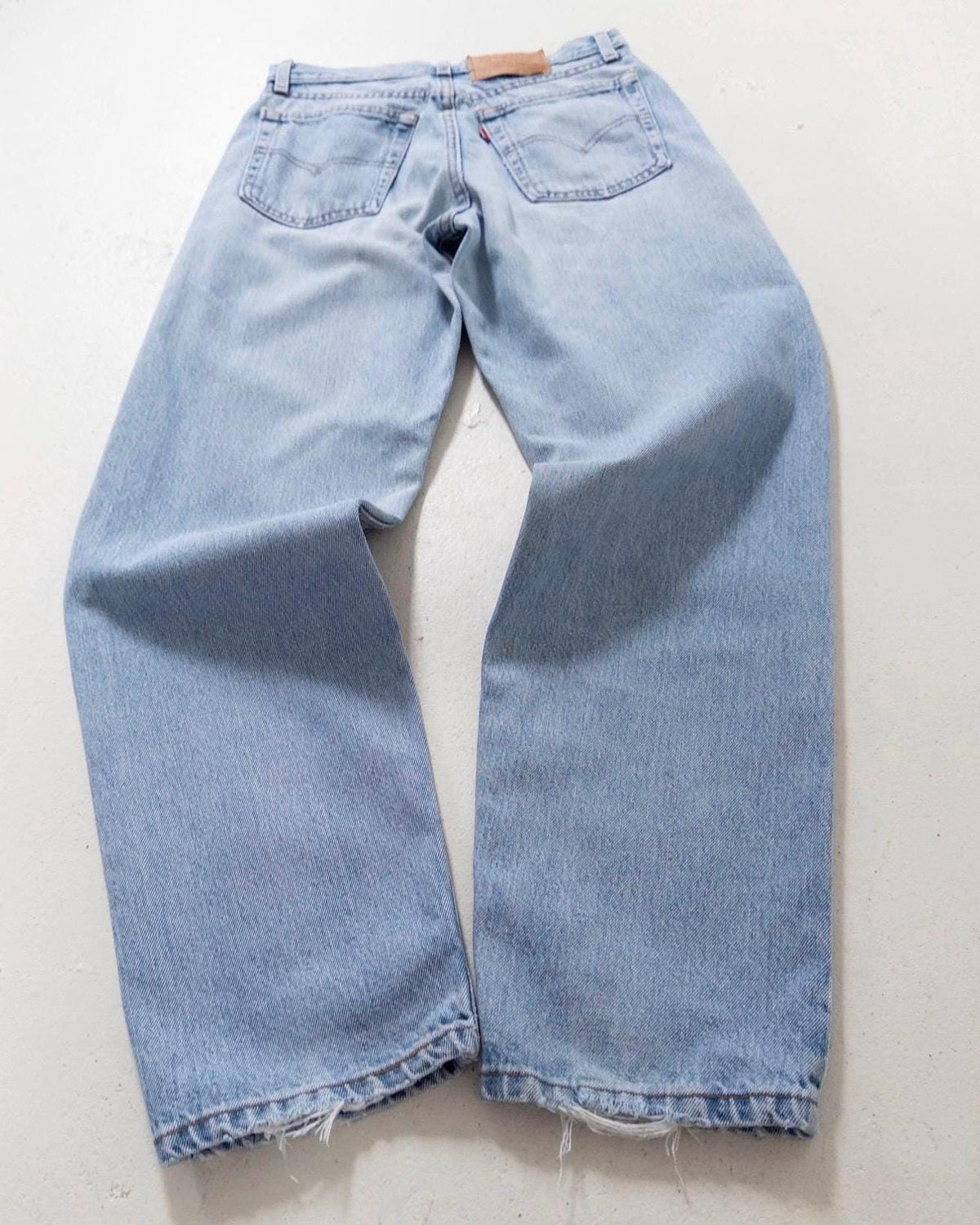Levis 560 W31 L34 Made in USA 90s Vintage Faded Light Blue Loose Fit Denim