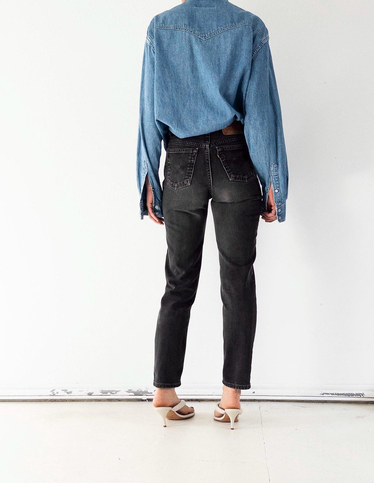 Levis 512 W25 L32 90s Vintage Made in USA Faded Black Slim Denim