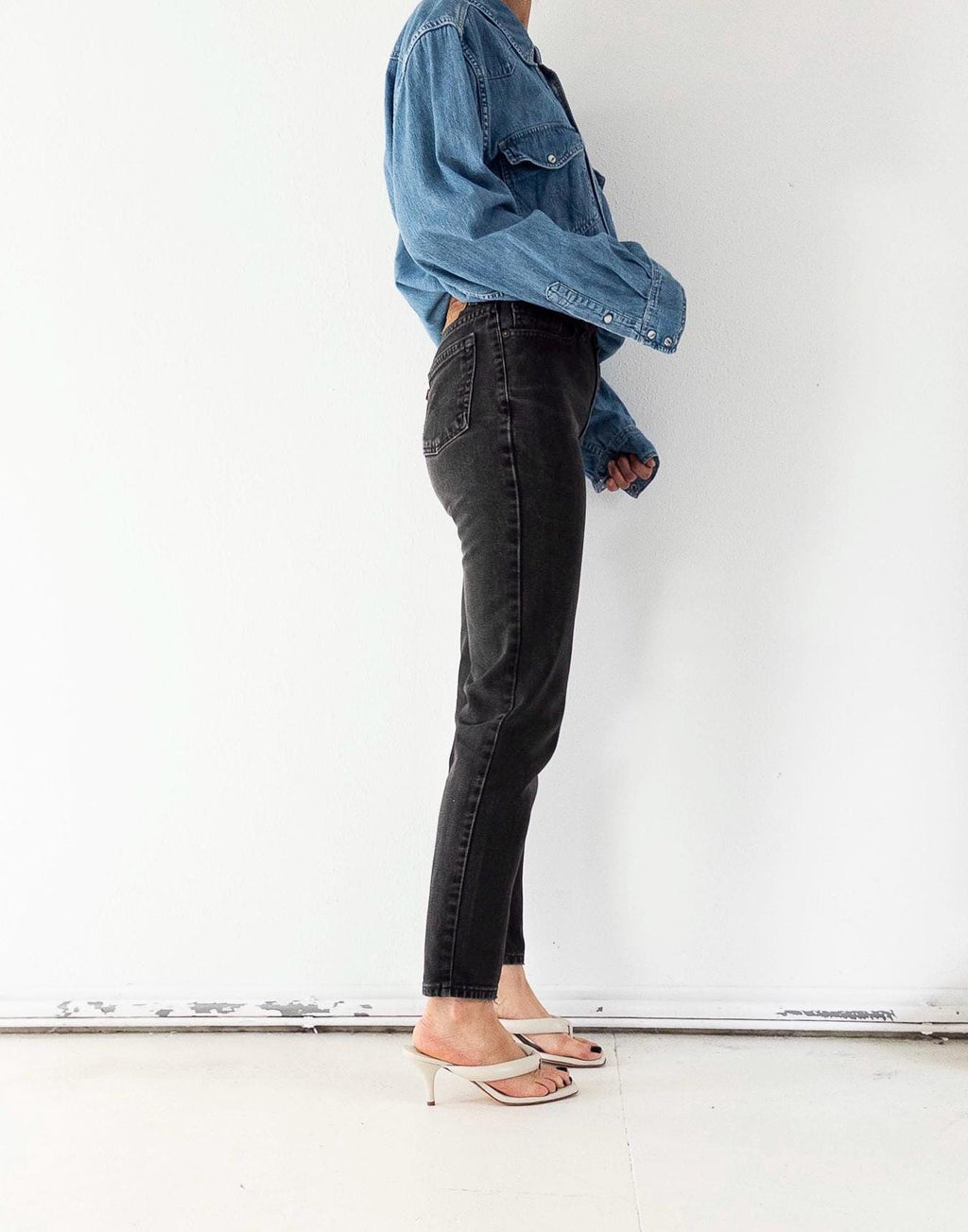 Levis 512 W25 L32 90s Vintage Made in USA Faded Black Slim Denim