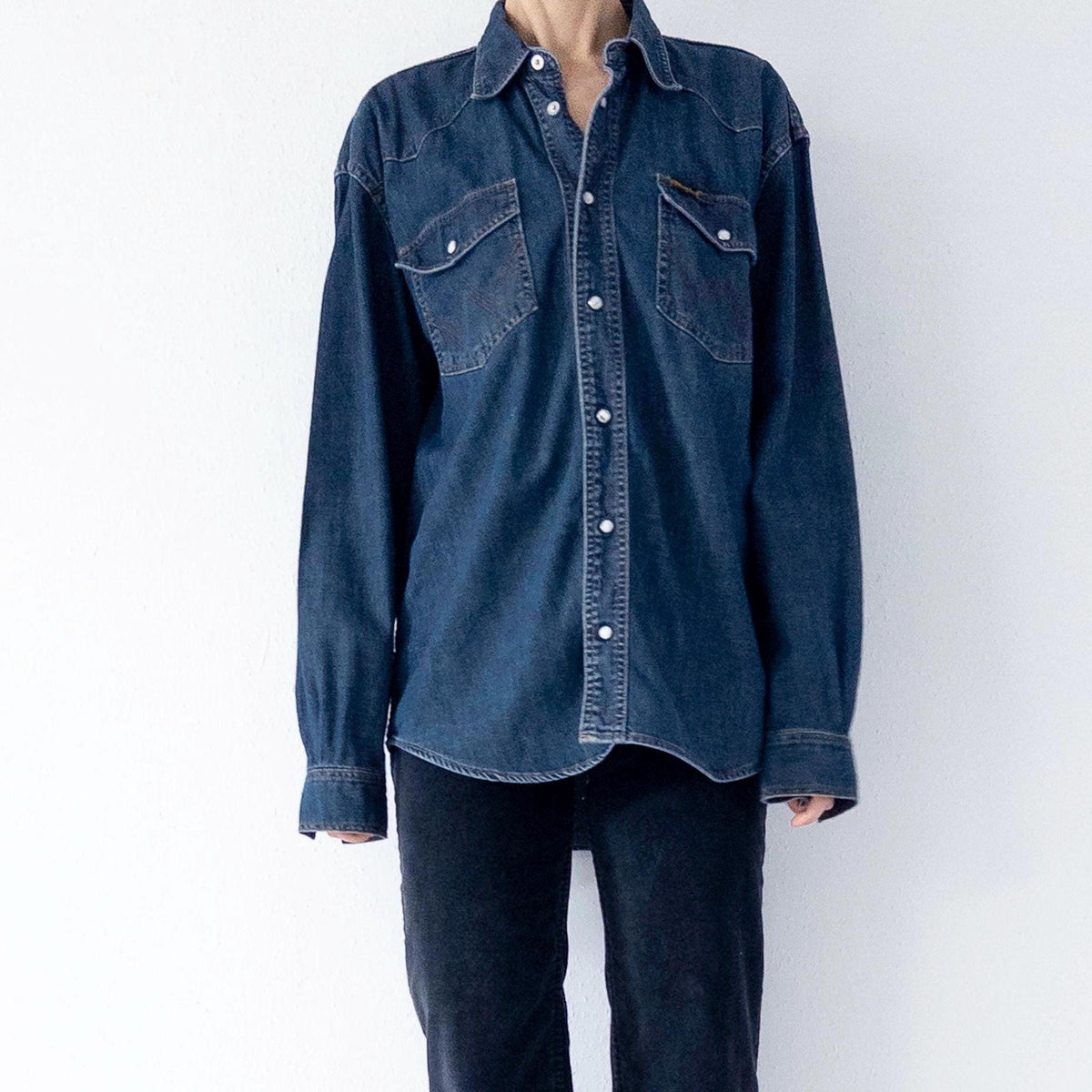 Wrangler Jeanshemd L 90s Vintage Faded Dark Blue Blue Oversized Denim Shirt