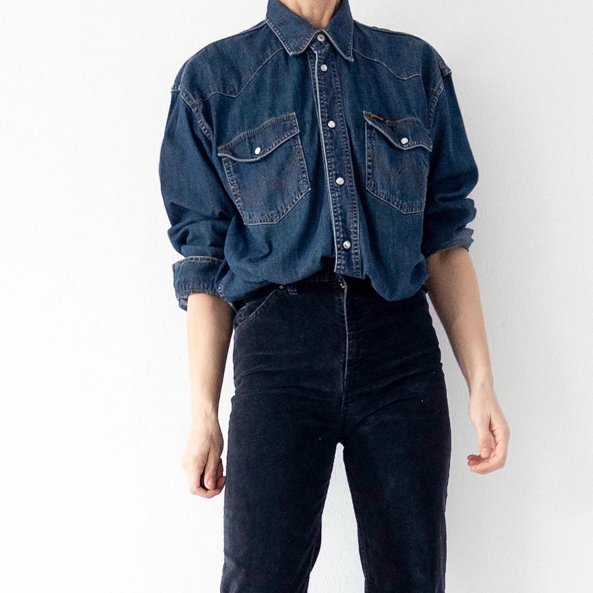 Wrangler Jeanshemd L 90s Vintage Faded Dark Blue Blue Oversized Denim Shirt