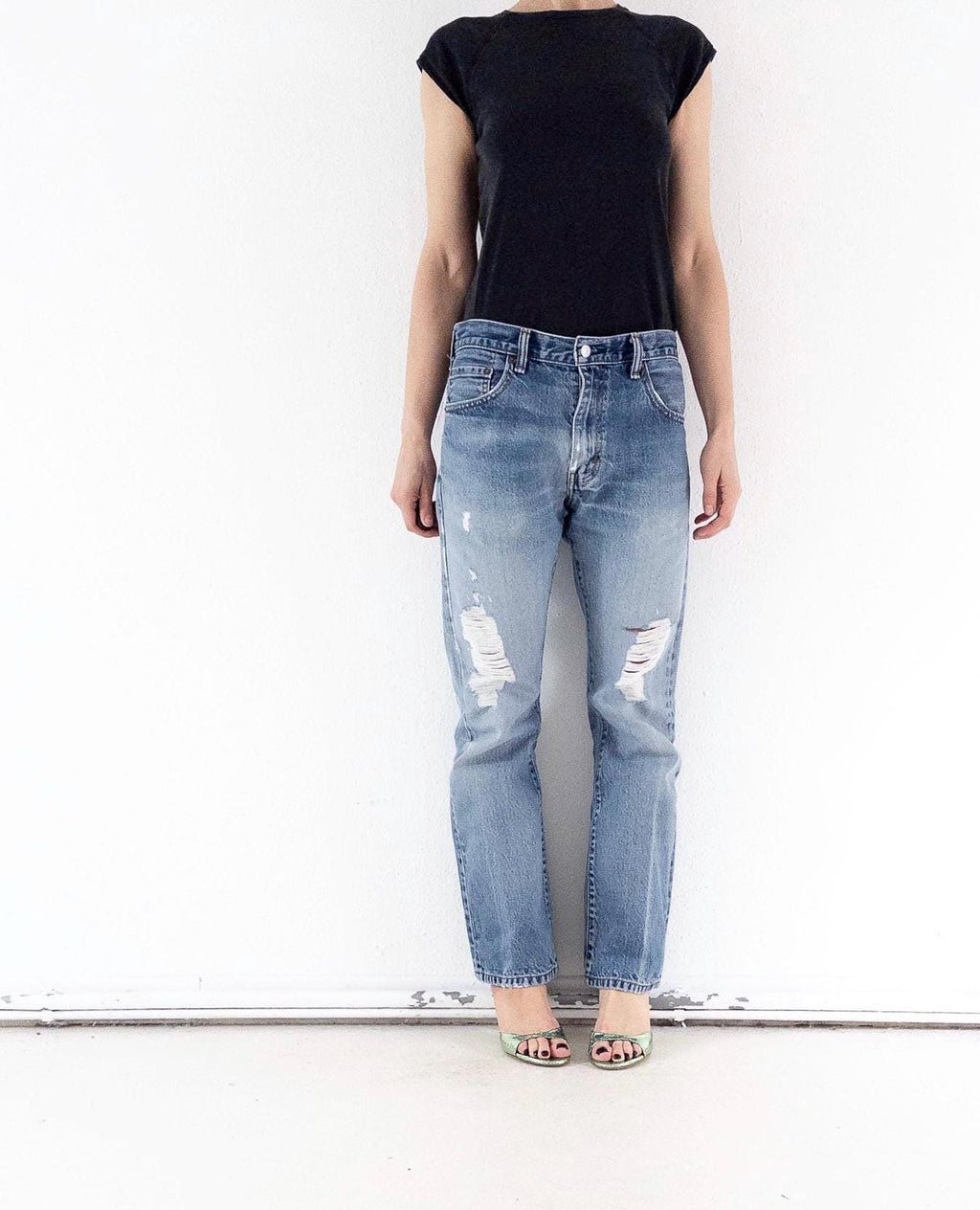 Levis 517 Flared Jeans W31 L32 90s 00s Vintage Thrashed Distressed Faded Mid Blue Boot Cut Denim