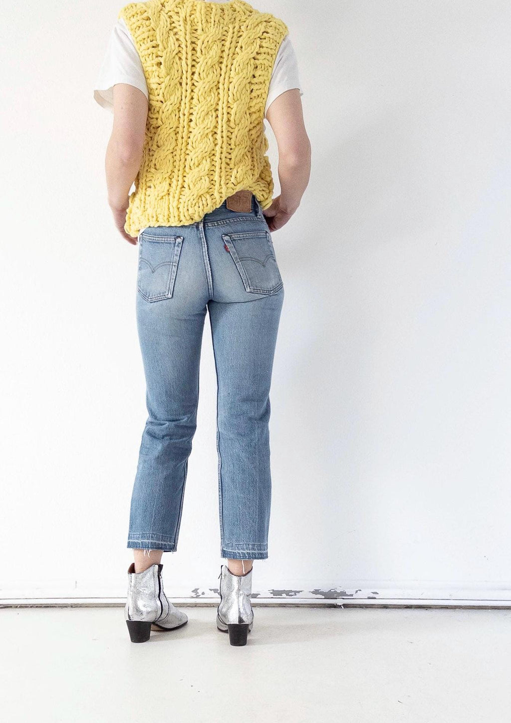 Vintage Levis 701  Jeans W24/25 L28 | 1983 | Made in USA | Red Tab | Button Fly | Patched 80s Denim |