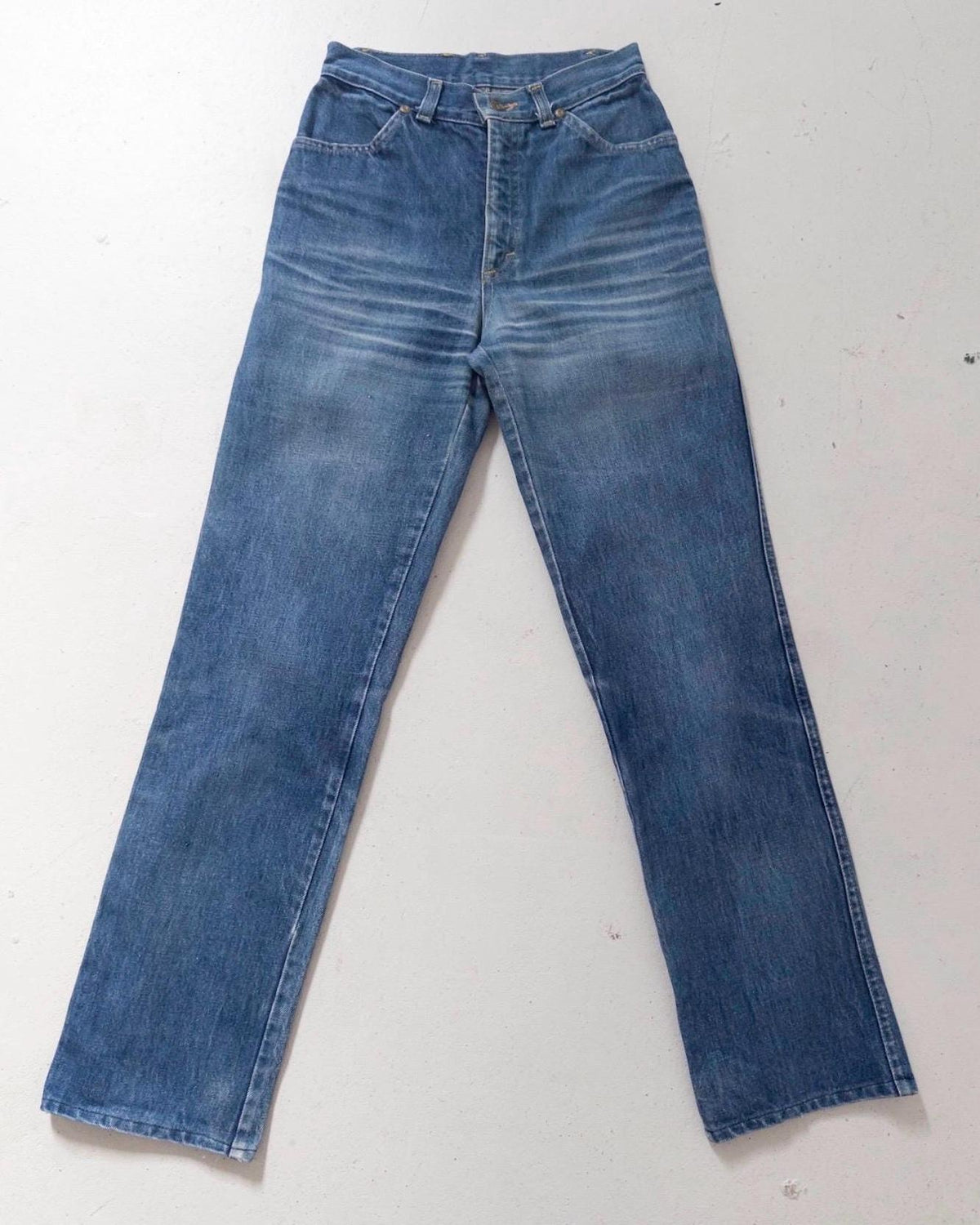 Lee W25 L30 80s Vintage Faded Dark to Mid Blue Straight Leg Jeans 1980 Made in Europe