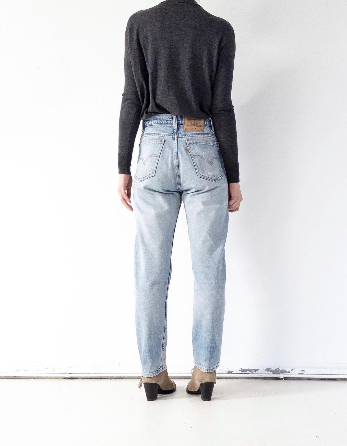 Levis 505 W29 L32 Thrashed Distressed Orange Tab Jeans 90s Vintage Made in USA Faded Light Blue Painter Denim 1996