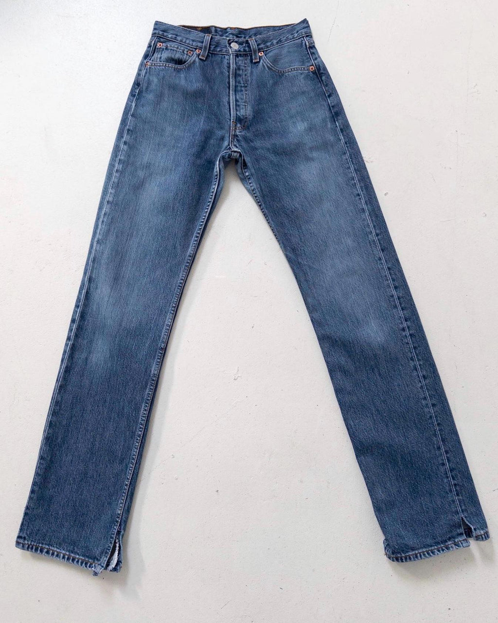 Levis 501 W25-26 L34 90s Vintage Faded Mid Blue Slit Hem Denim Made in Poland 1998
