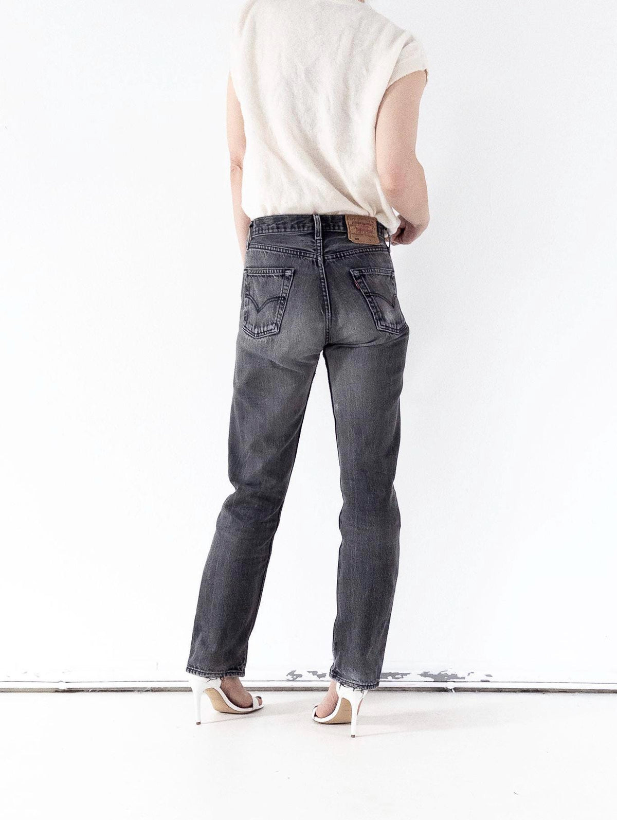 Levis 501 W28 L32 90s Vintage Made in Poland Faded Black Soft Worn In Denim 1996