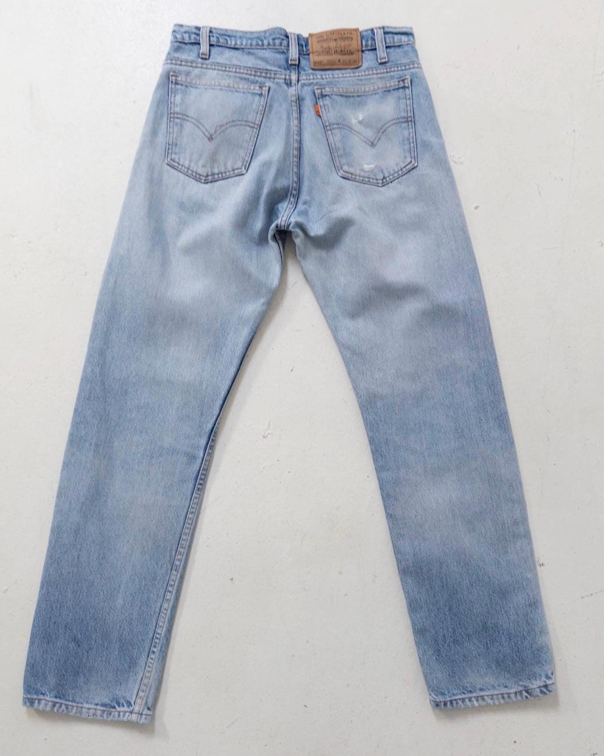 Levis 505 W29 L32 Thrashed Distressed Orange Tab Jeans 90s Vintage Made in USA Faded Light Blue Painter Denim 1996