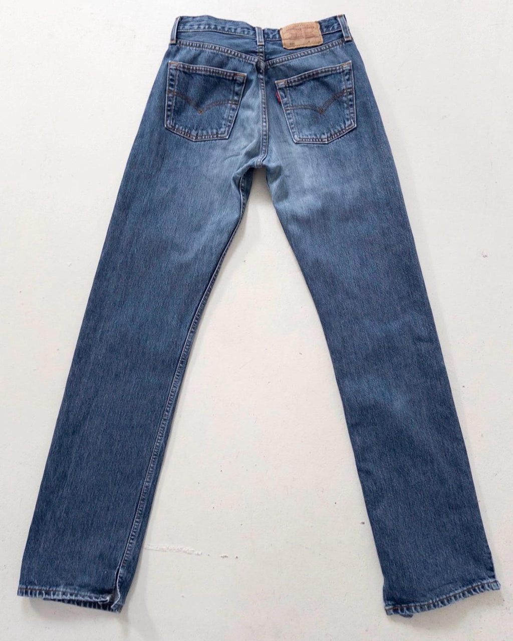 Levis 501 W25-26 L34 90s Vintage Faded Mid Blue Slit Hem Denim Made in Poland 1998