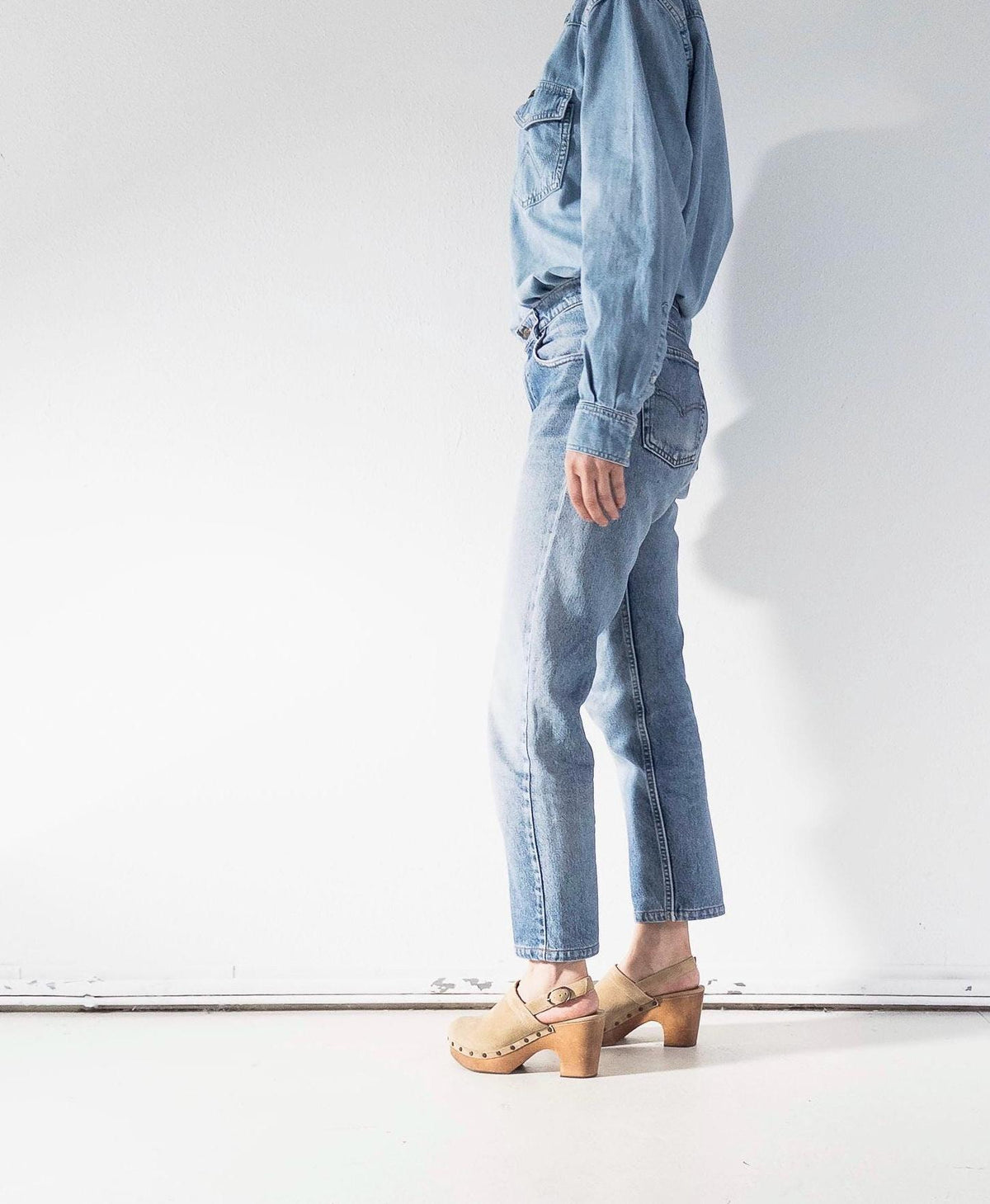 Levis 505 W29 L29 90s Vintage Made in USA Faded Mid To Light Blue Denim 1996