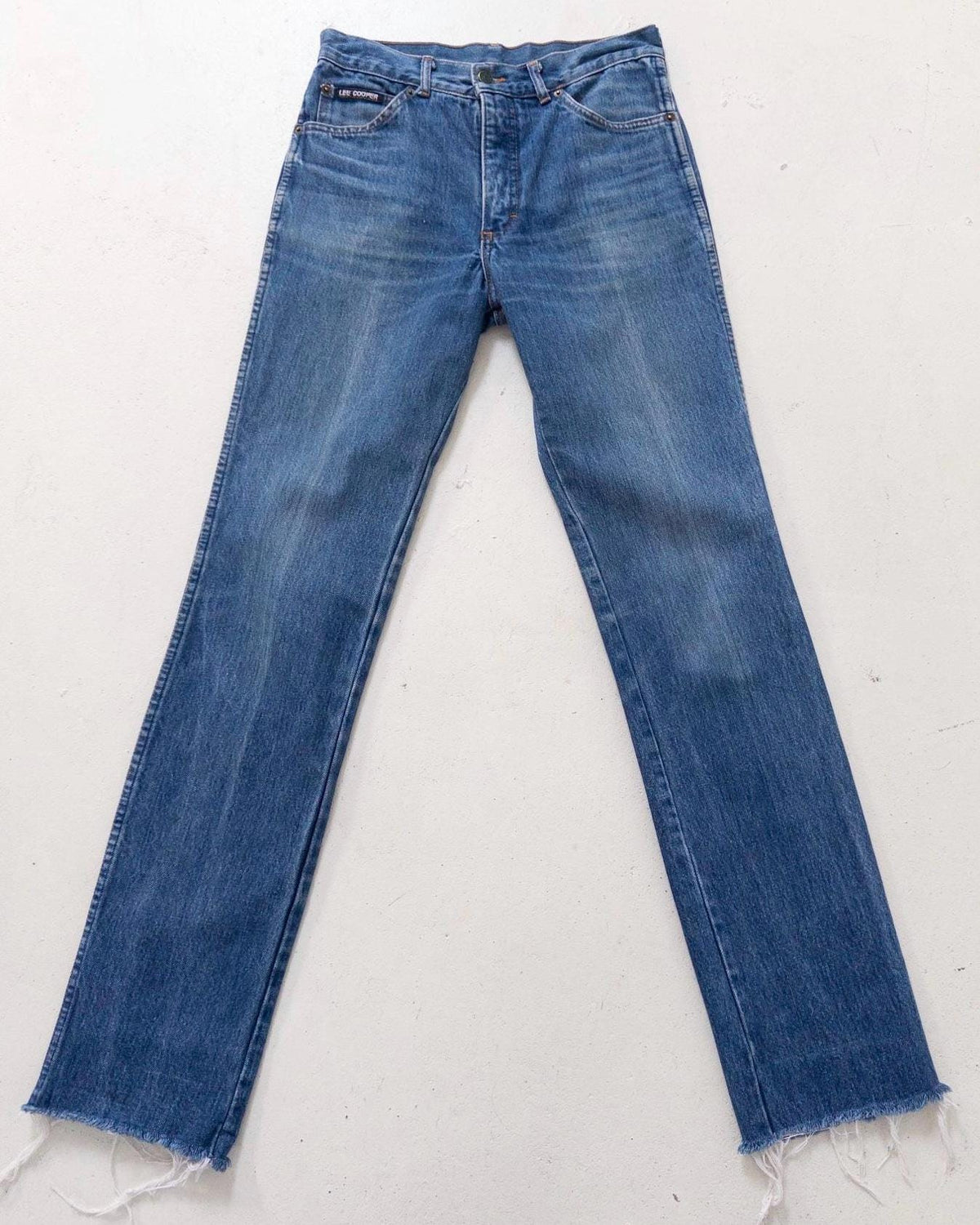 Lee Cooper W27 L34 70s 80s Vintage Faded Dark to Mid Blue Straight Leg Jeans 1980 Made in UK