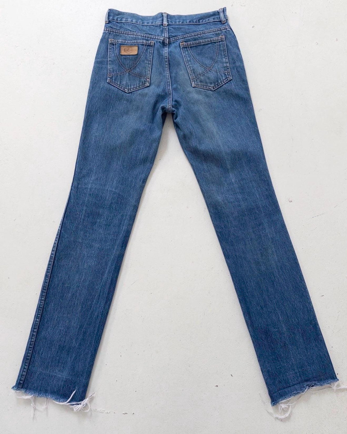 Lee Cooper W27 L34 70s 80s Vintage Faded Dark to Mid Blue Straight Leg Jeans 1980 Made in UK