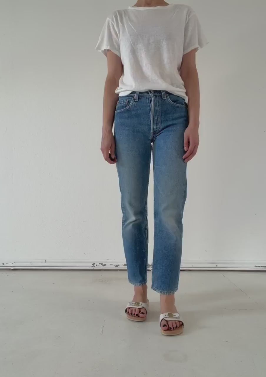 Vintage Levis 501 XX W27 L29 | 80s Denim | Made in USA | Sunfaded Jeans