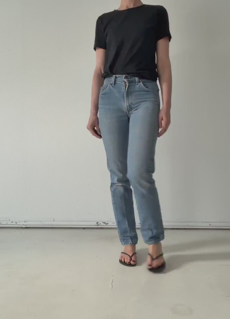 W25-26 L32 Levis 505 80s Vintage Made in USA